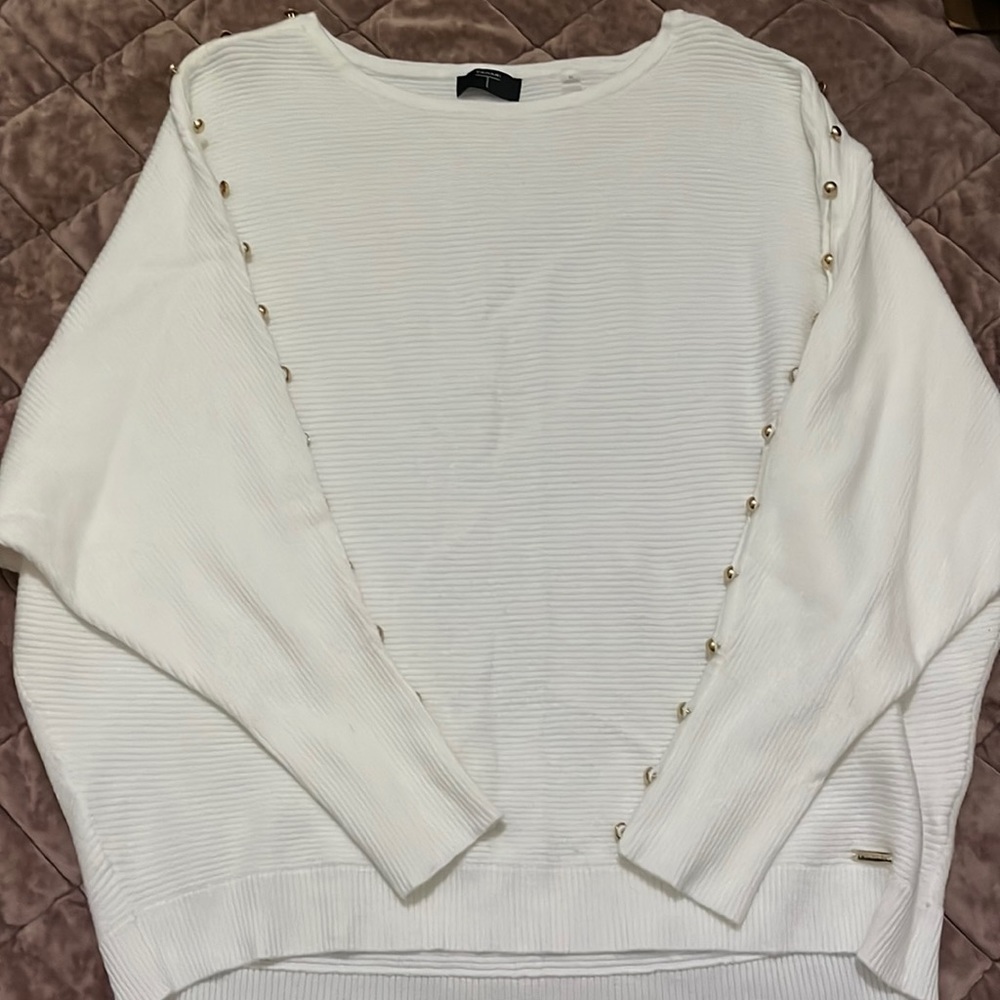 Womens bat wing 3/4 sleeve sweater